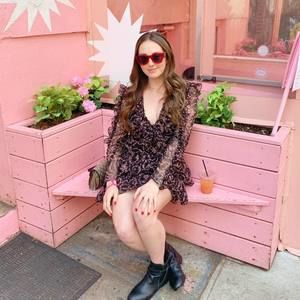 Meet your Posher, Lauren